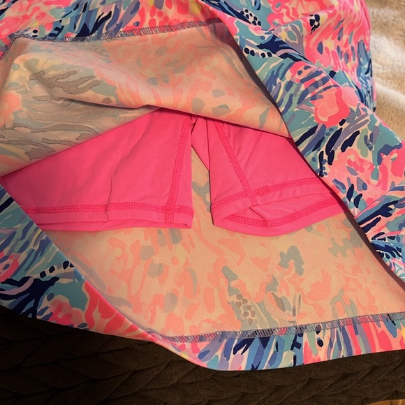Lilly Pulitzer Luxletic skort - Picture 4 of 5